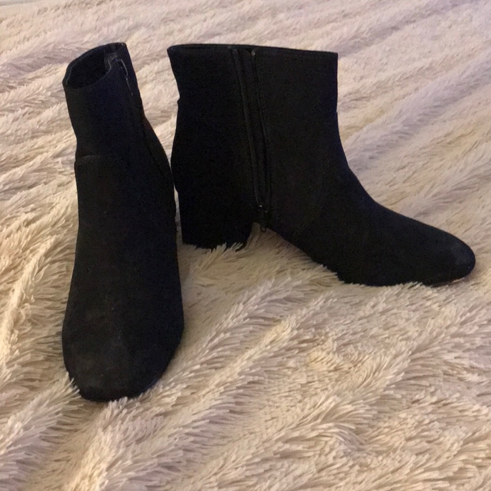 Express black booties